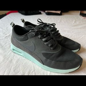 Nike Air Max Thea's